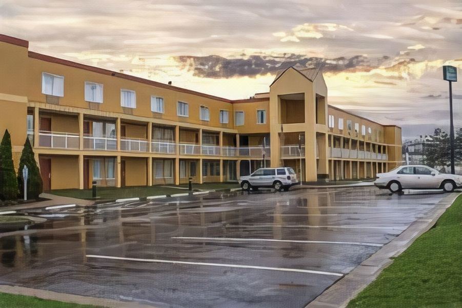 Photo of Buildings in Montrose