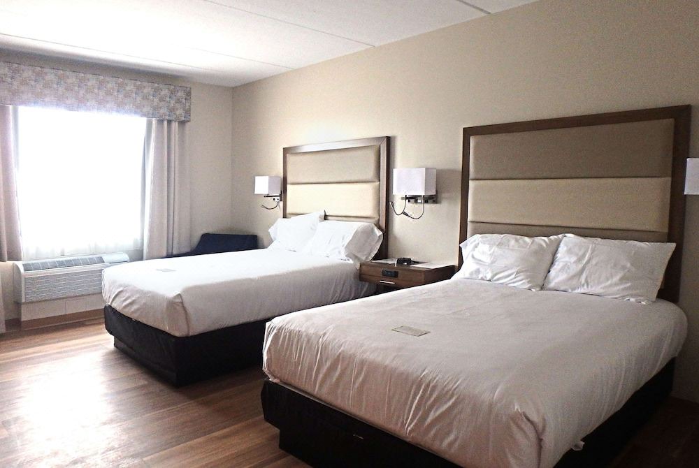 Photo of Bedroom in Boalsburg