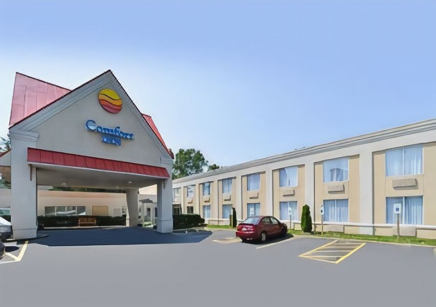 Photo of Buildings in Seven Corners