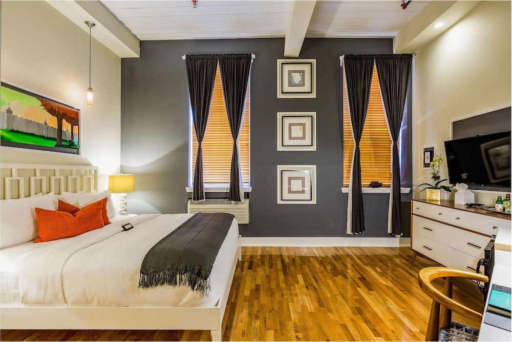 Photo of Bedroom in Greenpoint