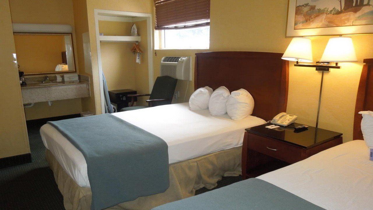 Photo of Bedroom in Downtown