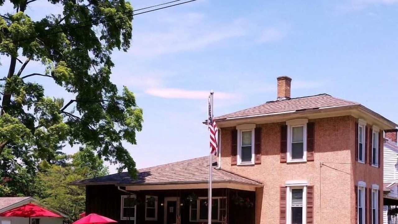 Photo of Buildings in Canal Winchester