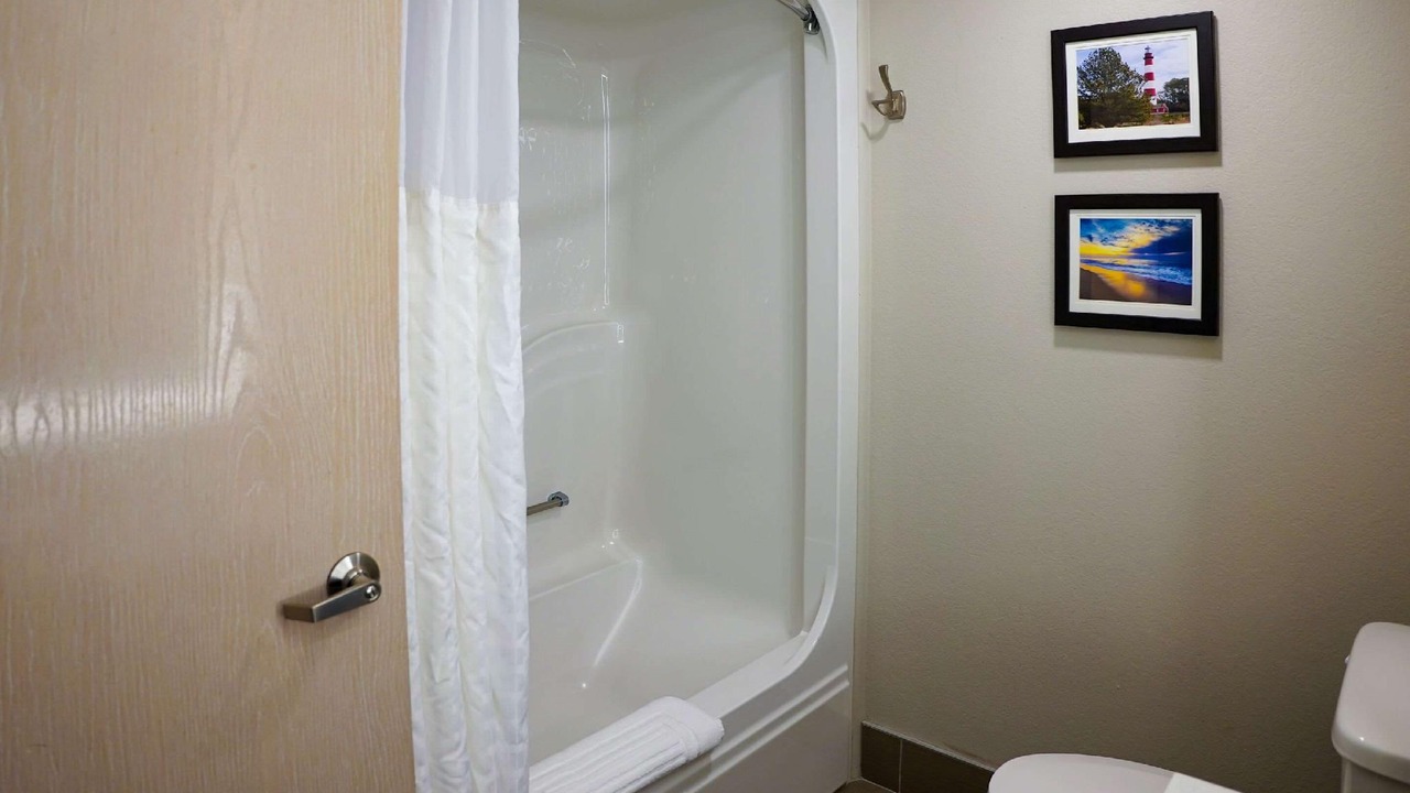Photo of Bathroom in Chincoteague