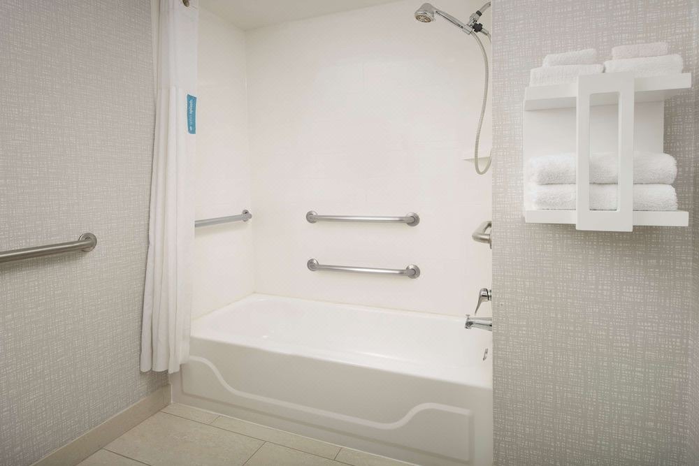 Photo of Bathroom in College Park