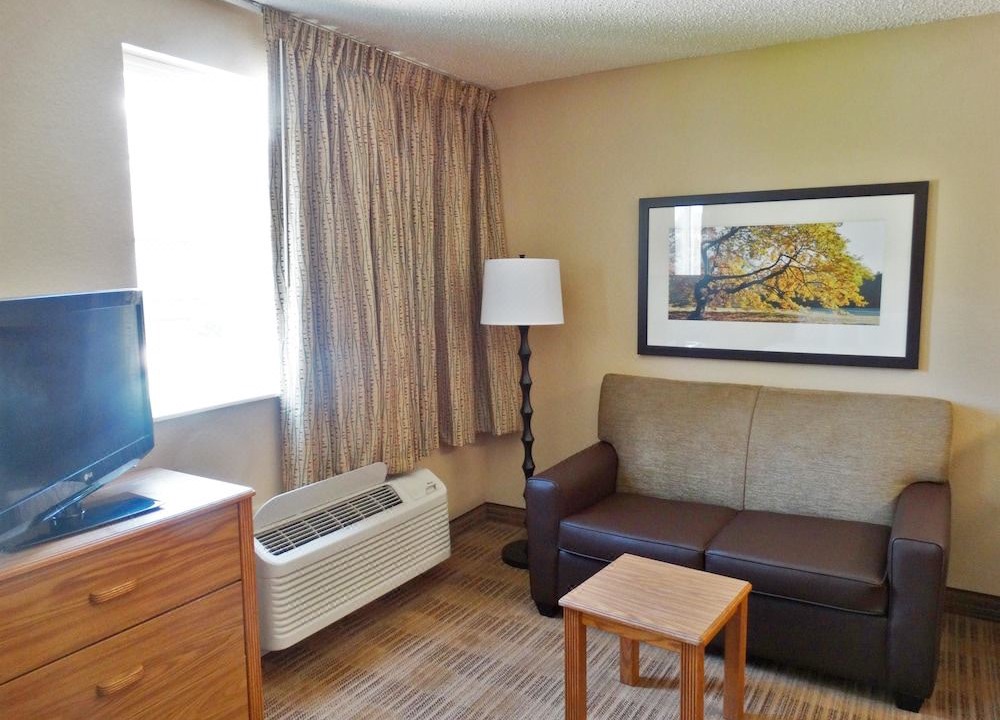 Photo of Livingroom in Secaucus