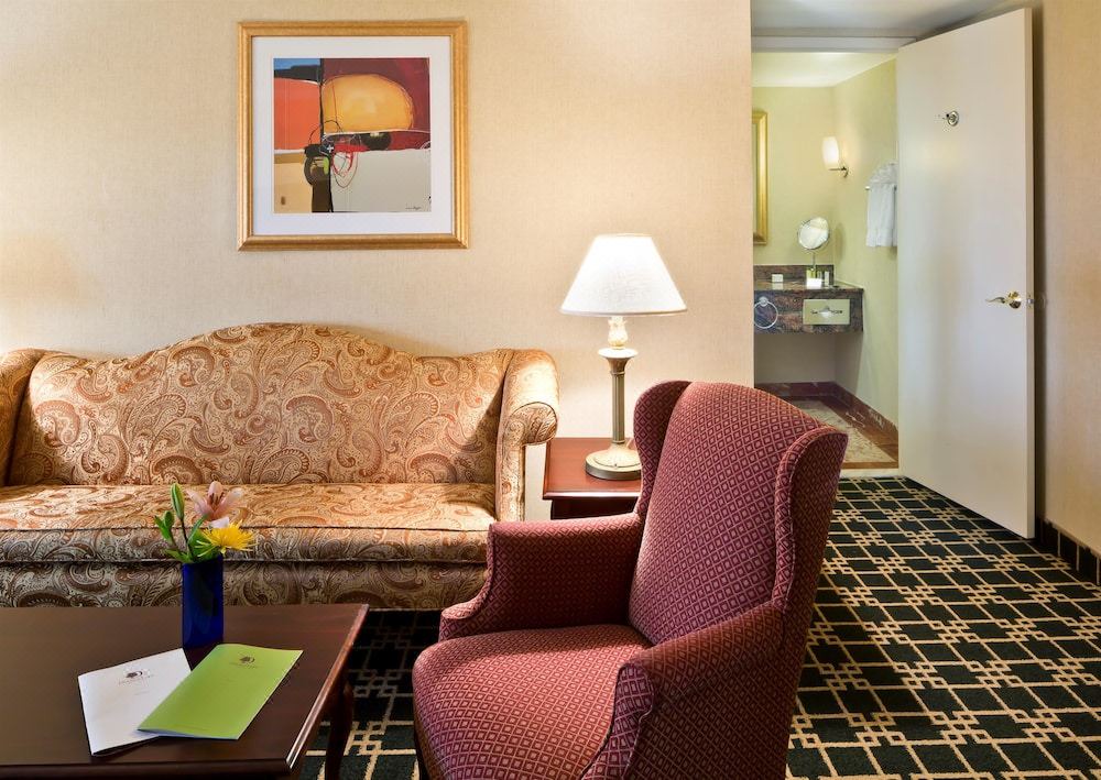 Photo of Livingroom in Fort Lee
