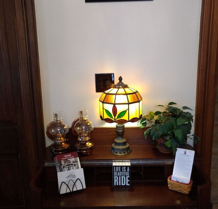 Photo of Livingroom in Canal Winchester