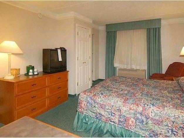 Photo of Bedroom in Moon Township