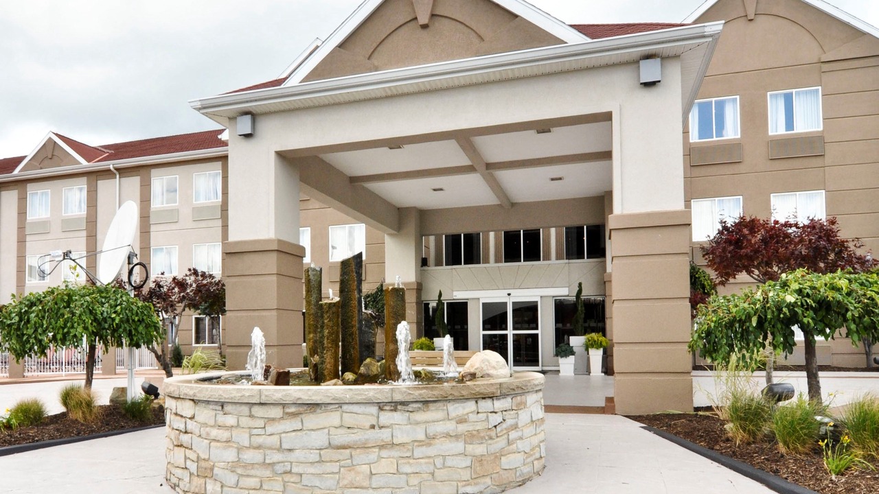 Photo of Buildings in Gypsum