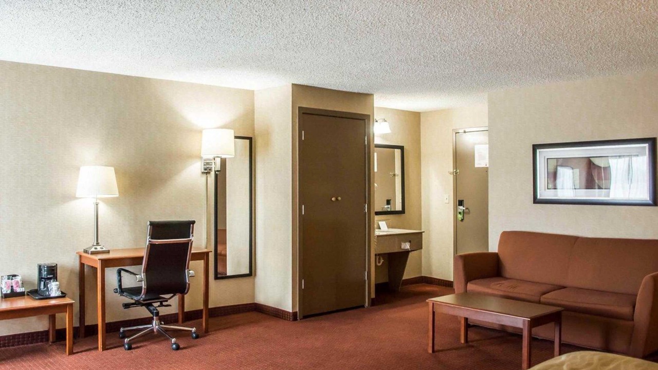 Photo of Livingroom in Springboro