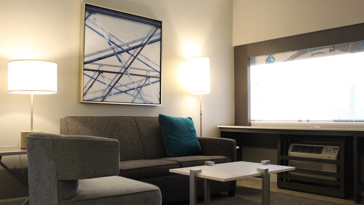 Photo of Livingroom in Harrisburg - Hershey