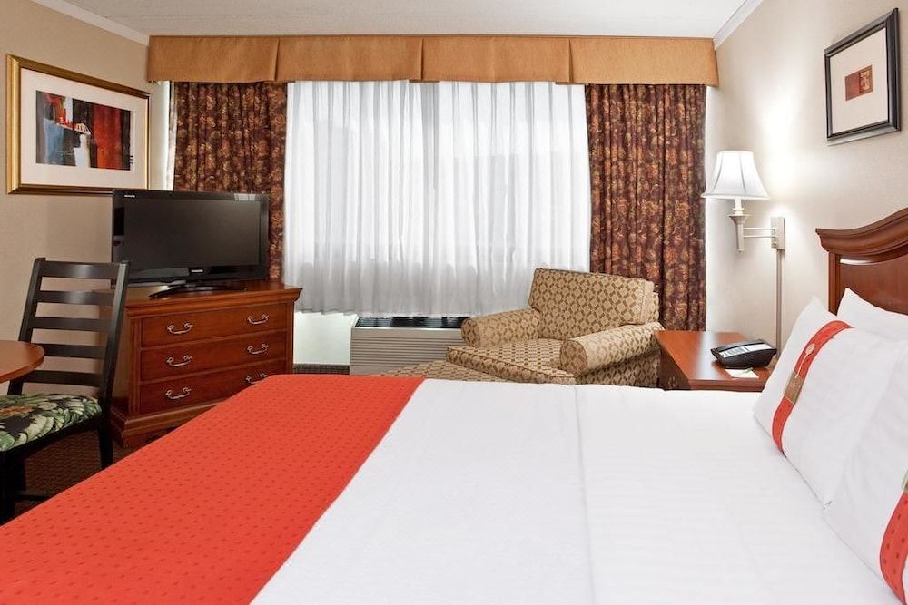 Photo of Bedroom in Warren