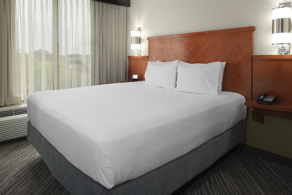 Photo of Bedroom in White Station
