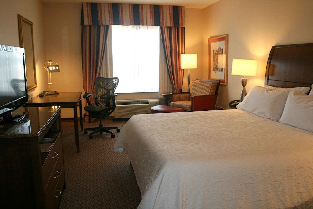 Photo of Bedroom in Big Flats Airport