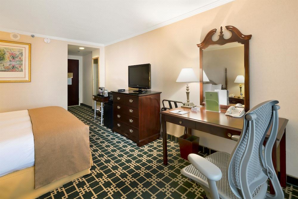 Photo of Livingroom in Fort Lee