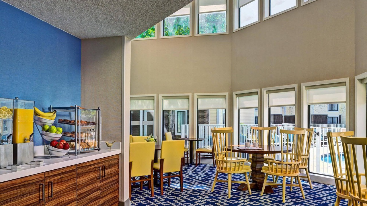 Photo of Livingroom in Westlake