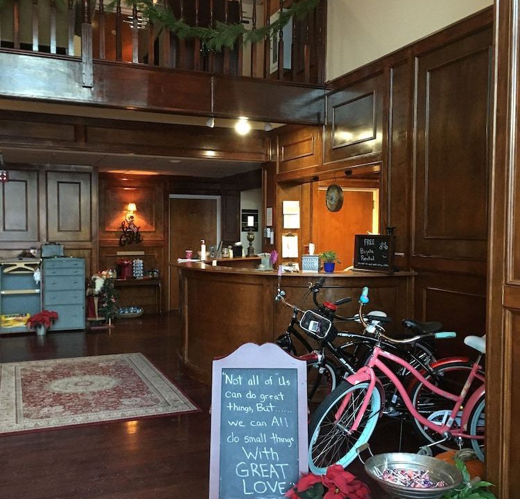 Photo of Livingroom in Colts Neck