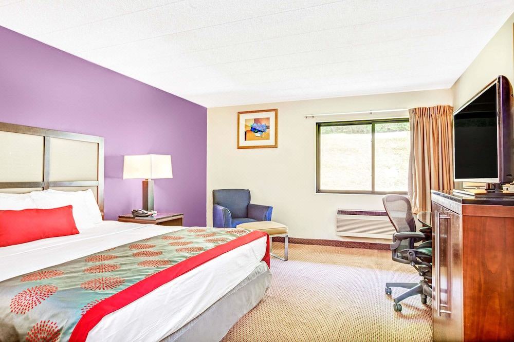 Photo of Bedroom in Rockaway