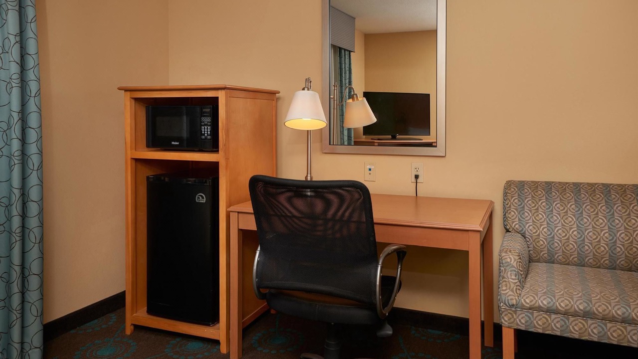 Photo of Livingroom in Canton