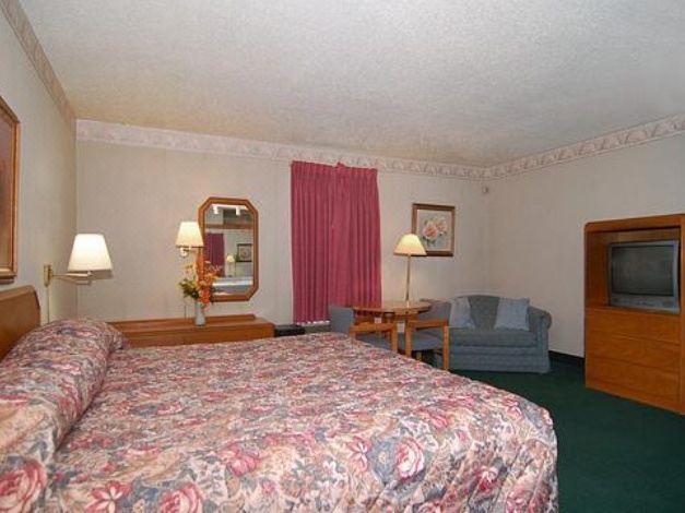 Photo of Bedroom in Mifflintown