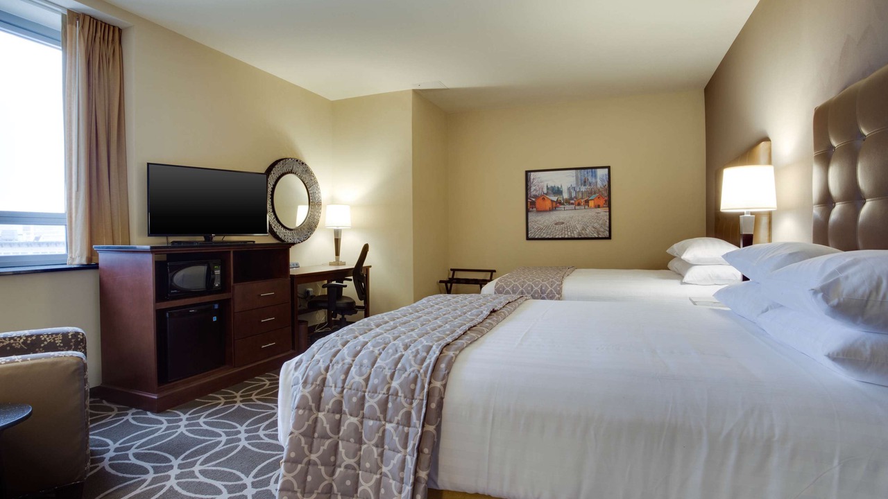 Photo of Bedroom in Downtown Pittsburgh