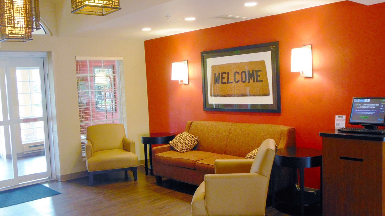 Photo of Livingroom in Secaucus