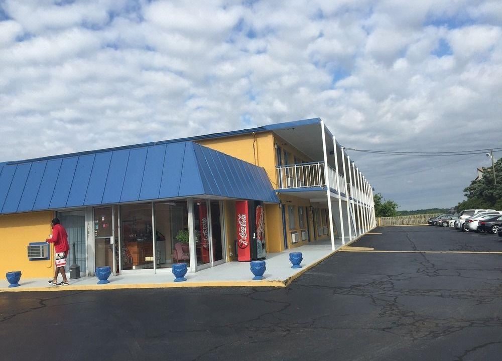 Photo of Buildings in Hampton