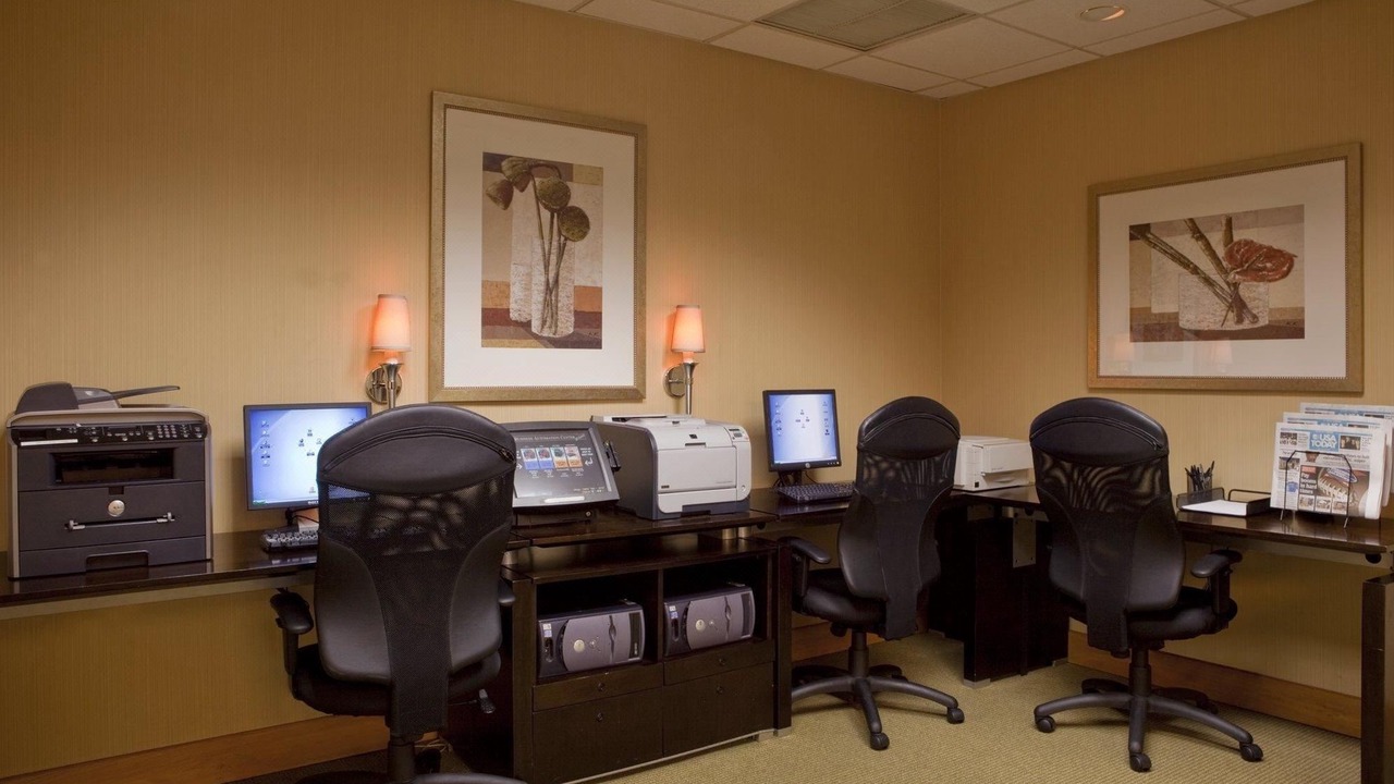 Photo of Livingroom in Central Business District