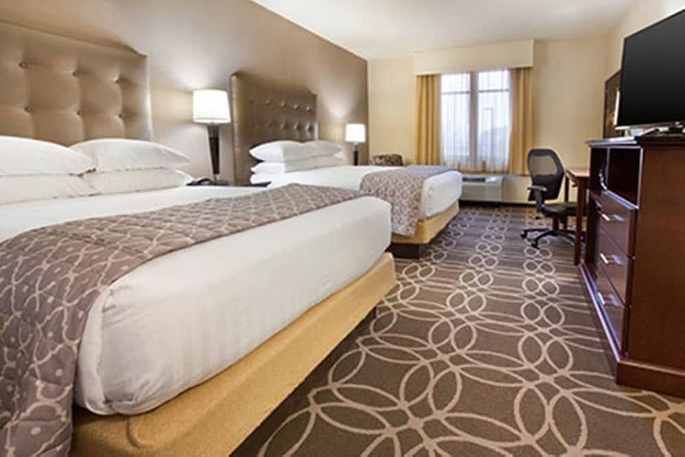 Photo of Bedroom in Downtown Pittsburgh