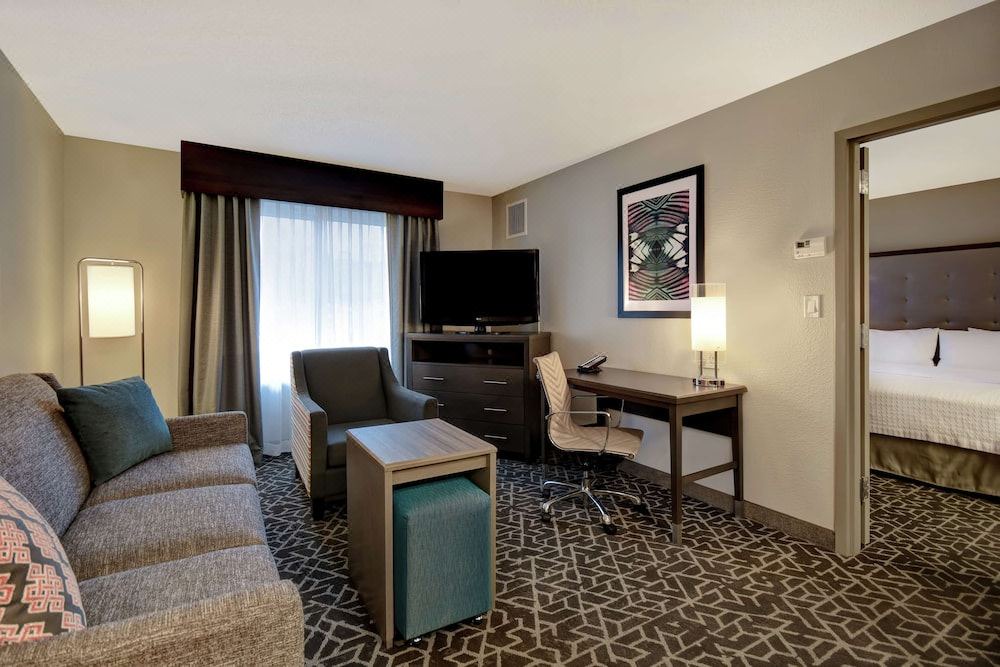 Photo of Livingroom in Edgewater