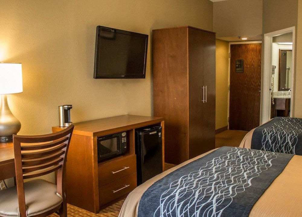 Photo of Bedroom in Akron