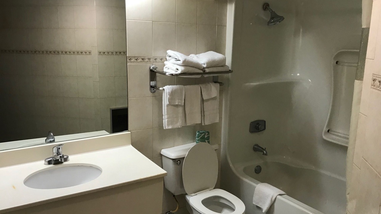 Photo of Bathroom in Newark
