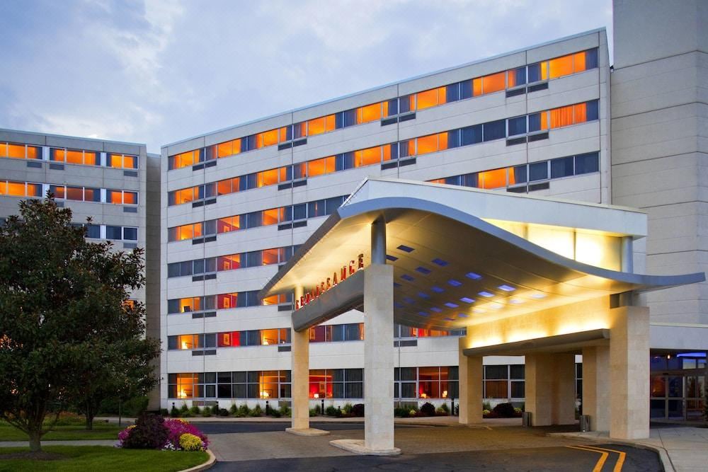 Photo of Buildings in Iselin