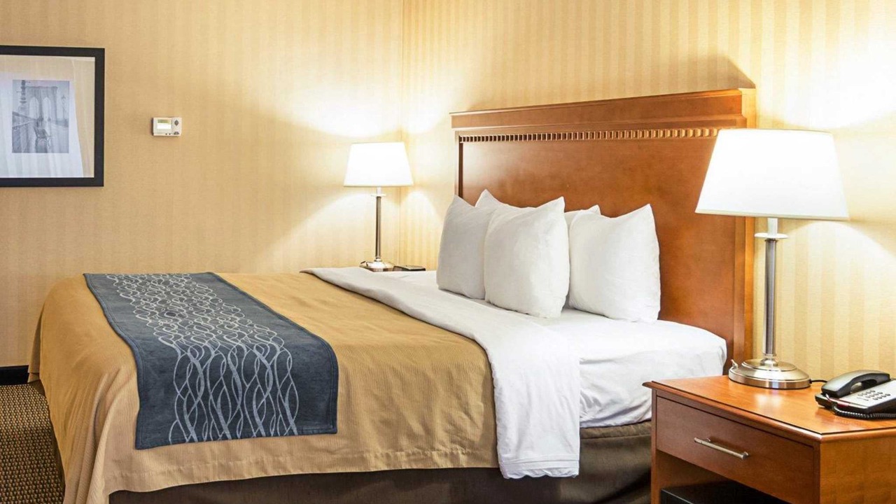 Photo of Bedroom in Seven Corners