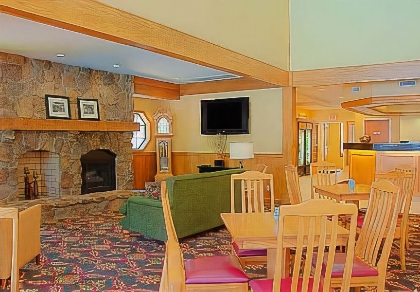 Photo of Livingroom in Westlake
