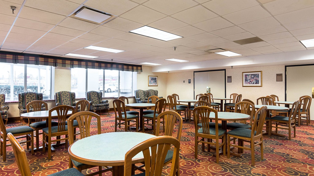 Photo of Livingroom in Seven Corners