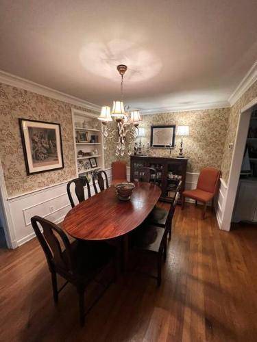 Photo of Livingroom in Audubon Park