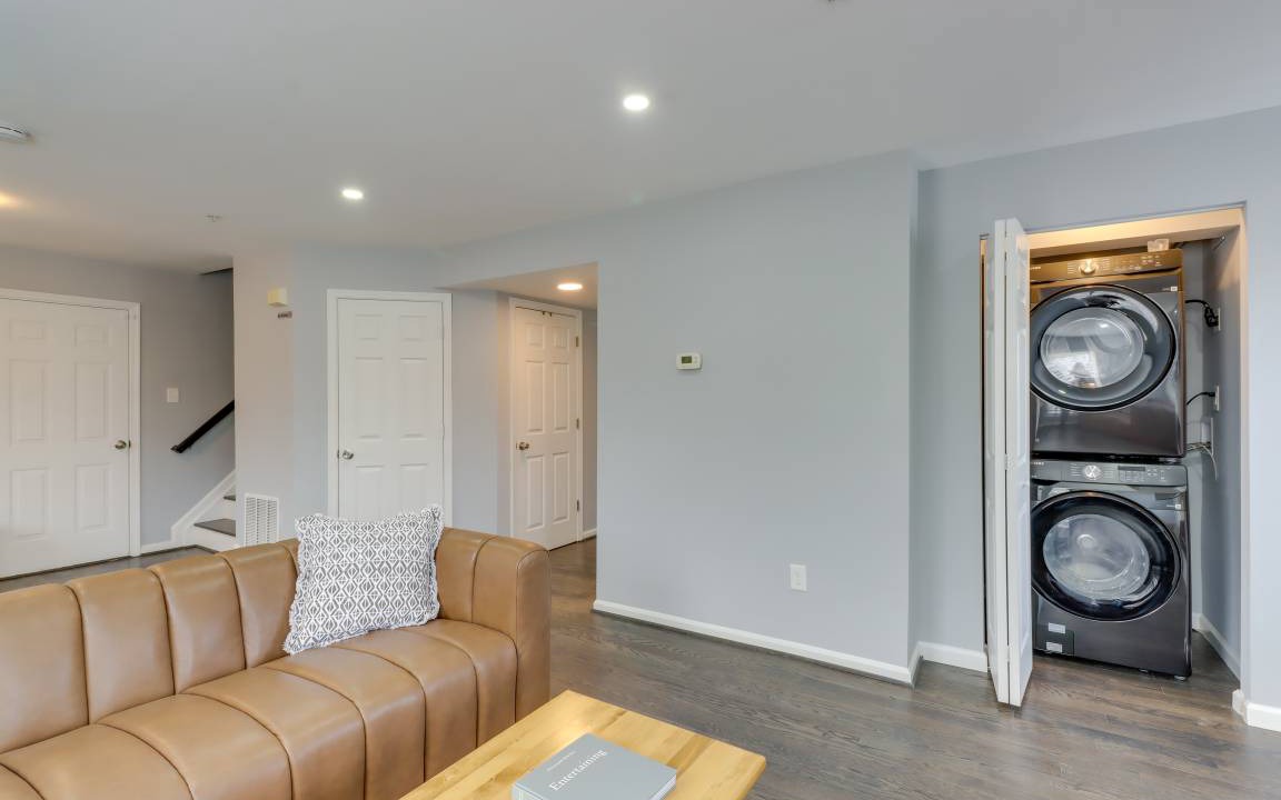 Photo of Livingroom in Cheverly