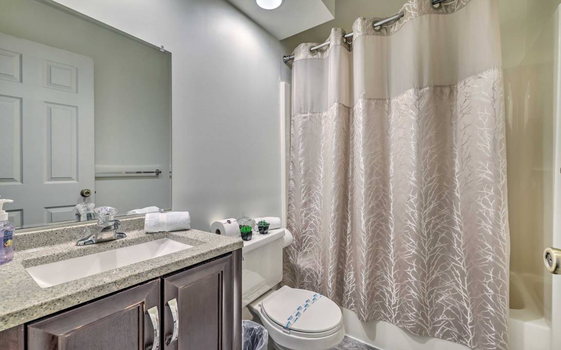 Photo of Bathroom in Tannersville