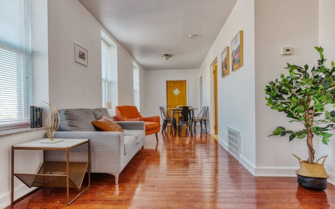 Photo of Livingroom in Chinatown
