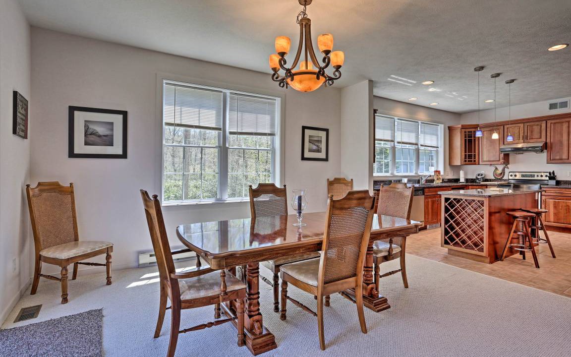 Photo of Livingroom in Pocono Pines