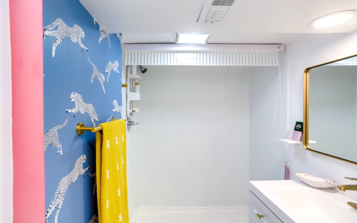 Photo of Bathroom in Detroit - Shoreway