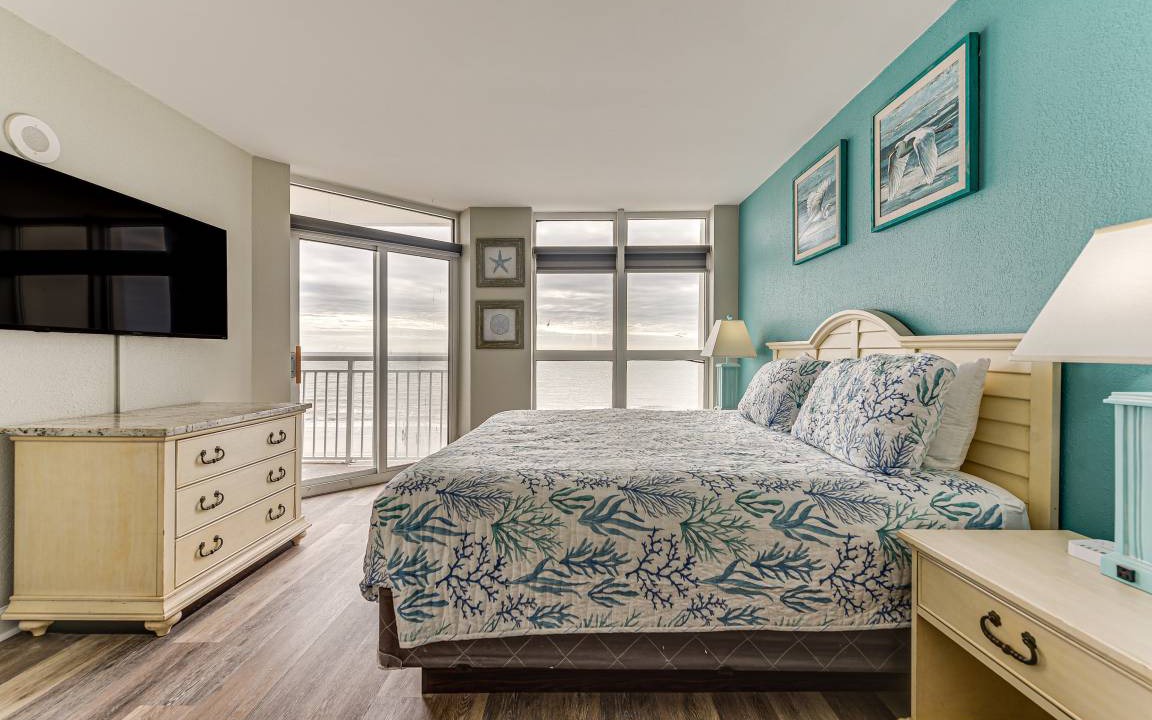Photo of Bedroom in Crescent Beach