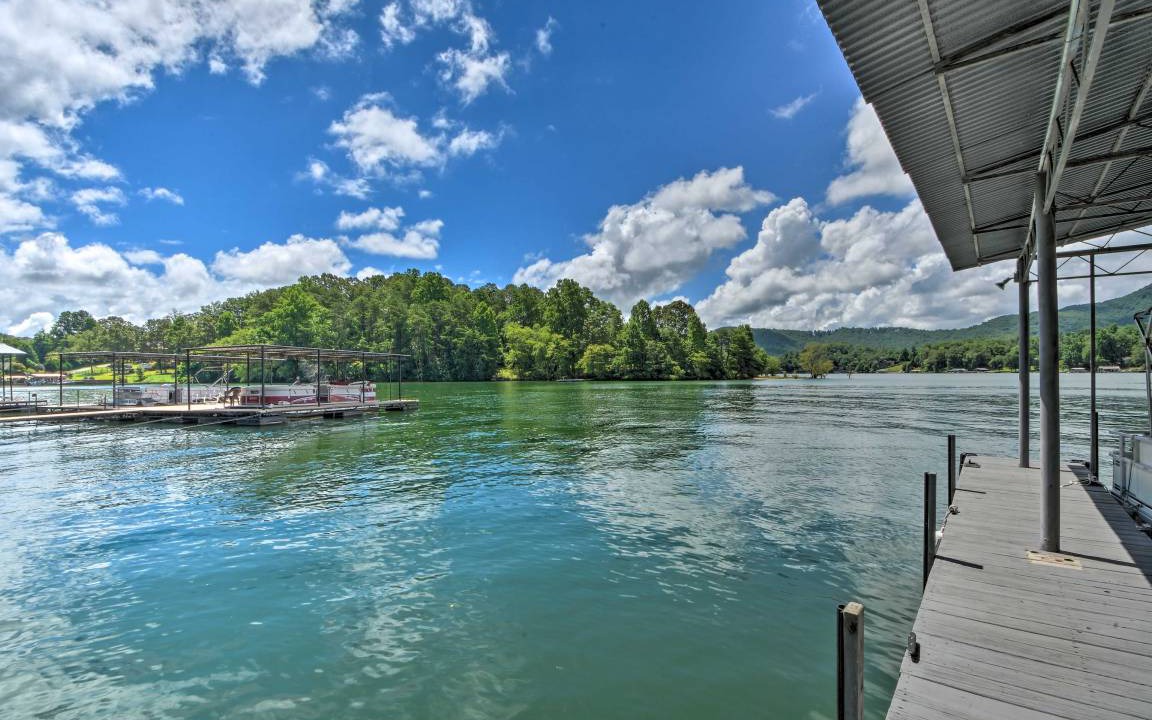 Photo of Others in Hiawassee