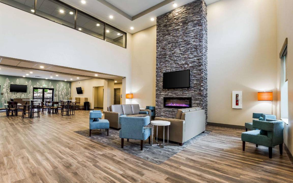 Photo of Livingroom in Scott Depot