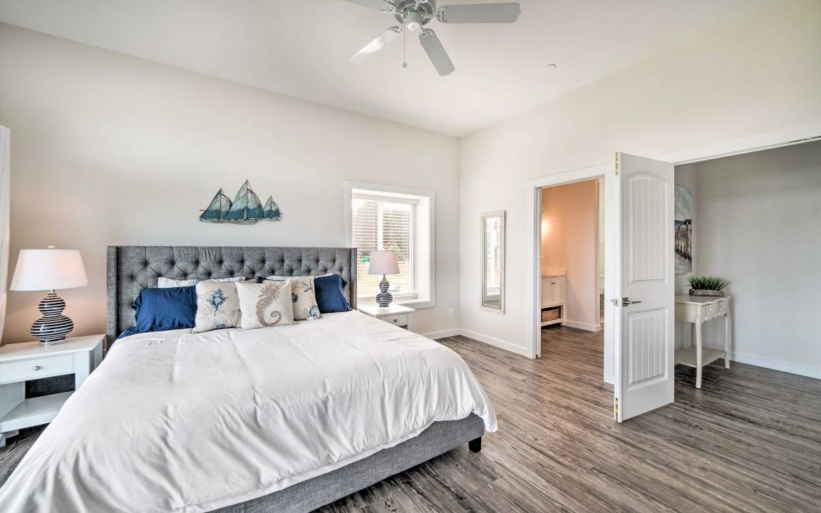 Photo of Bedroom in Point Lookout