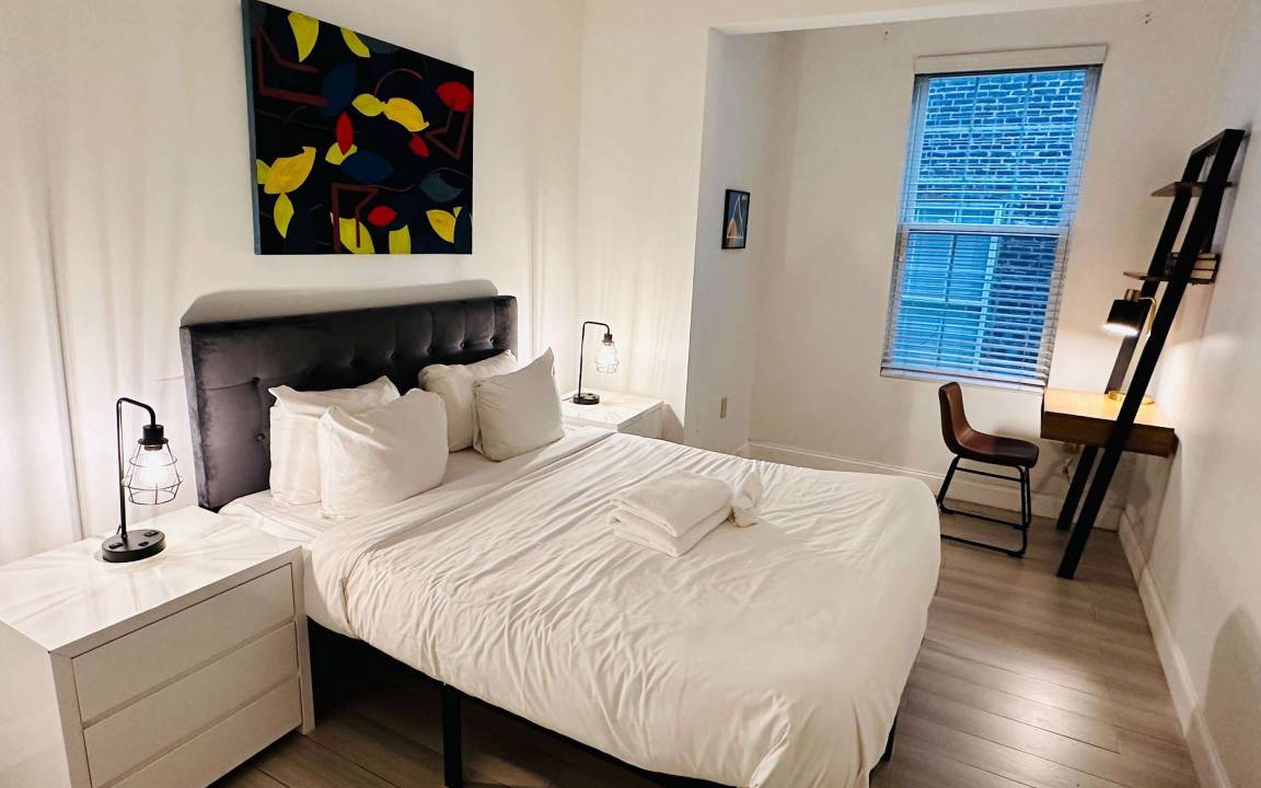 Photo of Bedroom in Chinatown