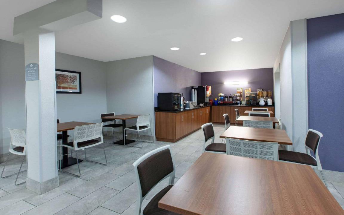 Photo of Livingroom in South Hills