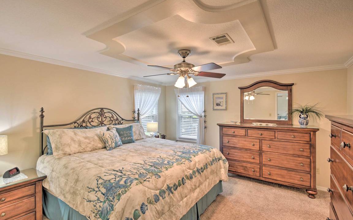 Photo of Bedroom in Crescent City