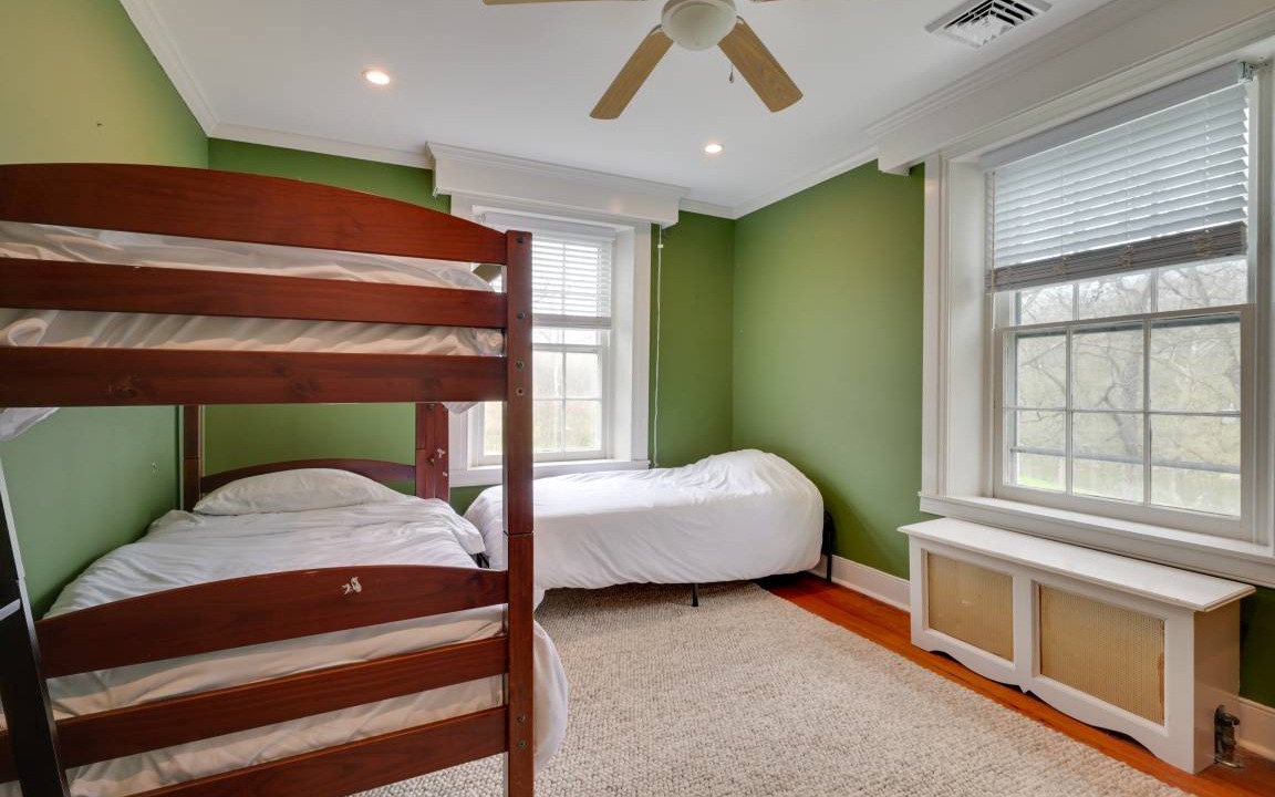 Photo of Bedroom in Boonsboro